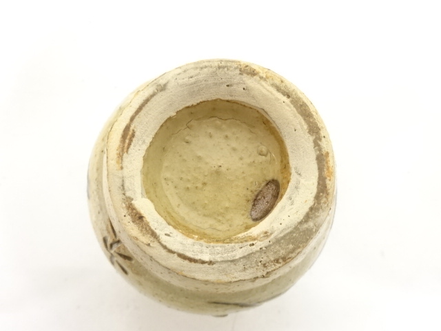  壺屋焼　人間国宝　金城次郎造　魚文　湯呑